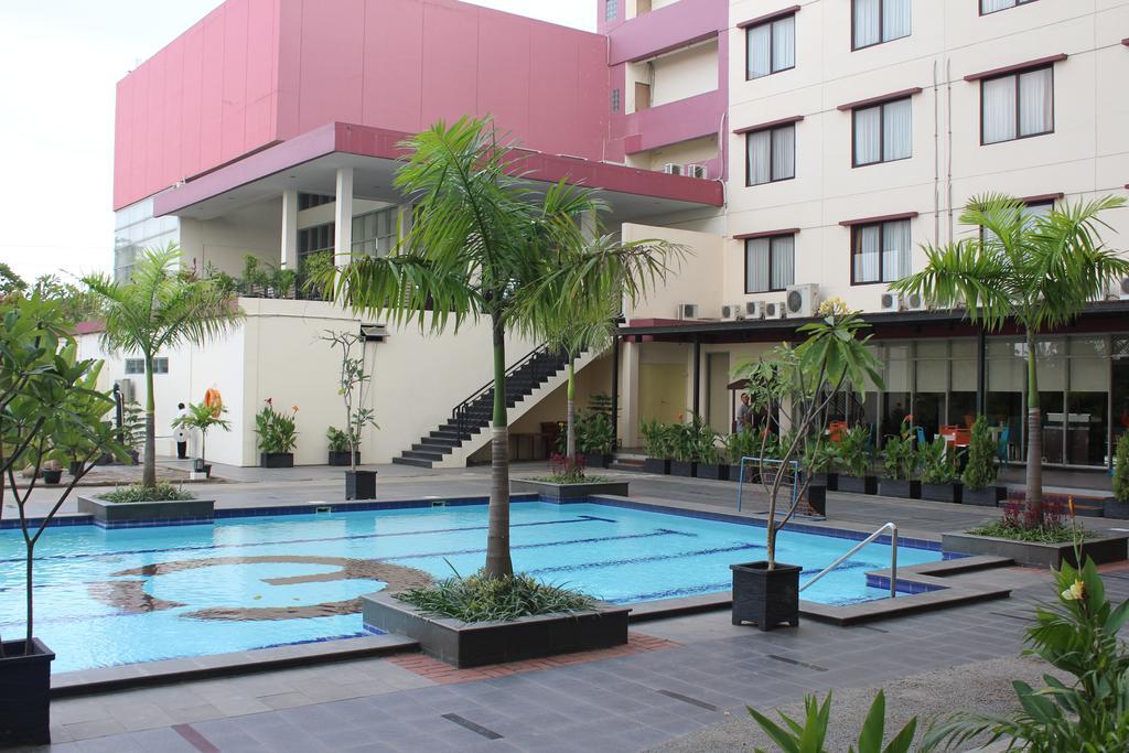 Asialink Premier Karawang Exterior foto